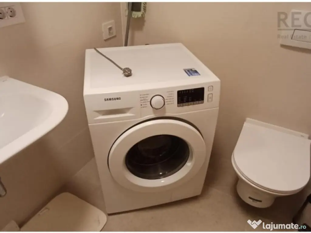 Apartament modern cu parcare Kasper Coresi 