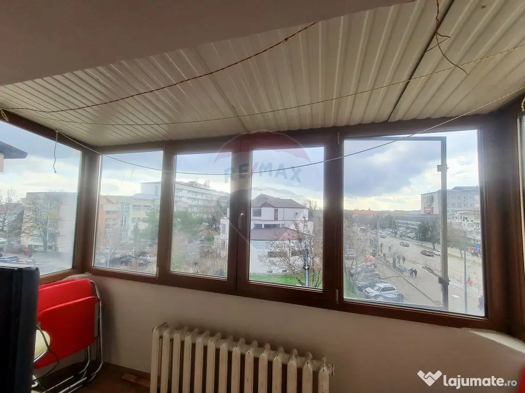 Apartament cu 4 camere de închiriat în zona spitalului ... 