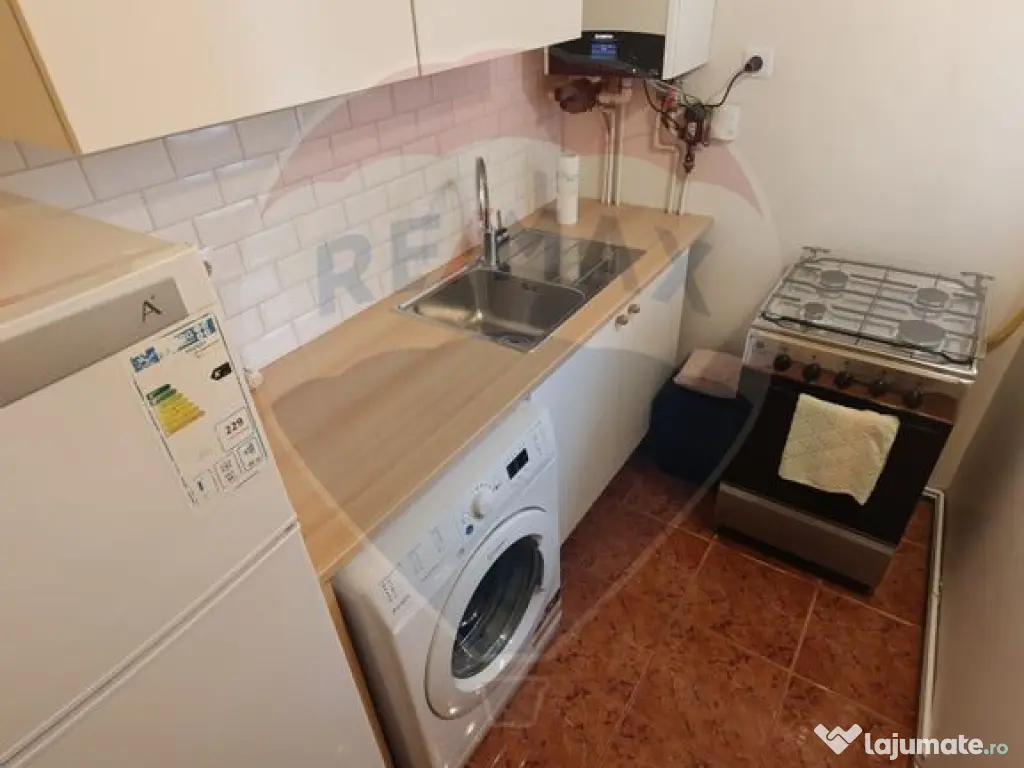 Apartament cu o cameră de inchiriat Mărgeanului etaj 3 