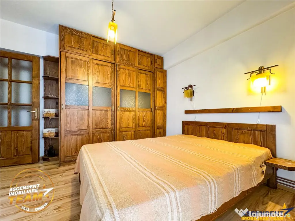 FILM!Decomandat,2bai,2balcoane,etaj1, parcare in curte,mobil