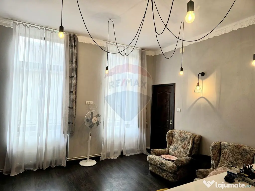 Spațiu birouri de închiriat în zona Central, parcare i... 