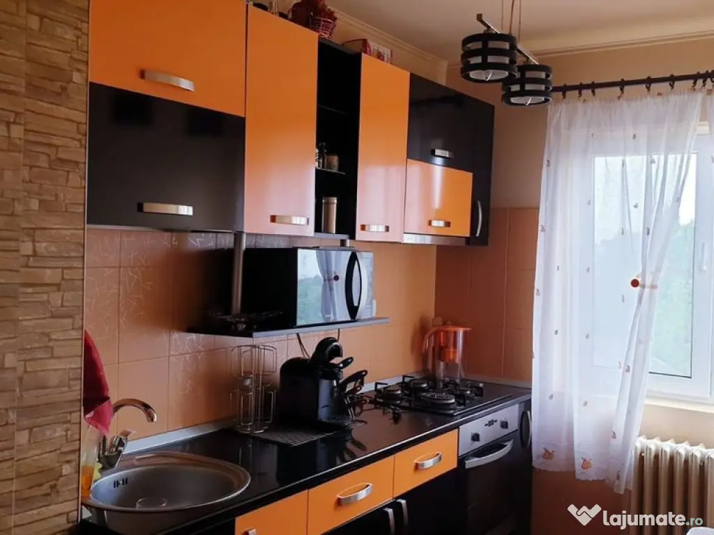 Apartament 3 camere zona Sabroso - Brătianu