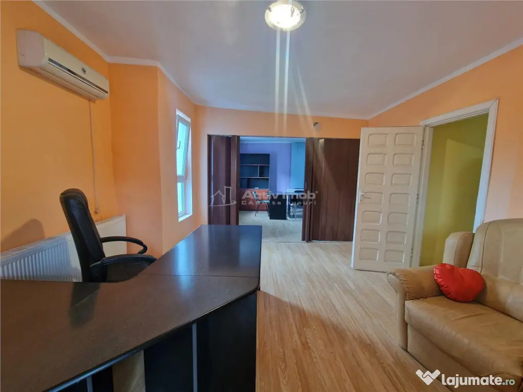 Resita Chirie Sp.Birou 3 Cam.Central 