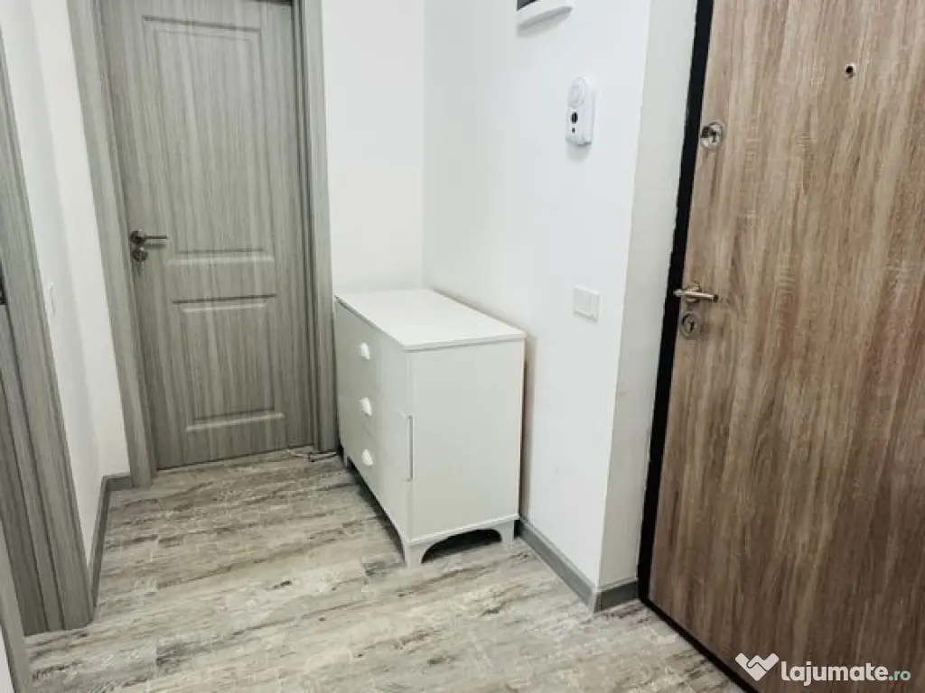 Metrou Berceni -Biruintei 2 camere 64mp plus curte 100mp 