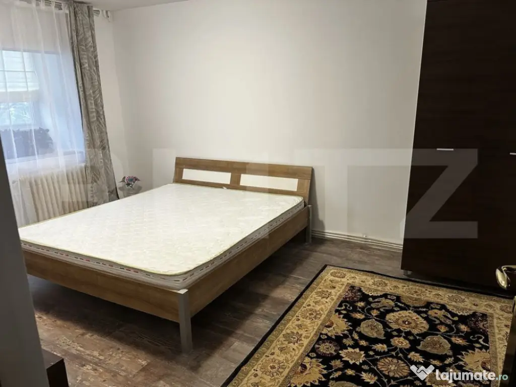 Apartament 3 dormitoare + living, 70 mp, zona Dacia