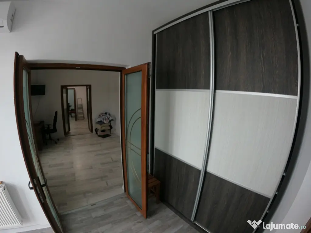 Casă de Vis de Vânzare – Eleganță și Confort zona cen