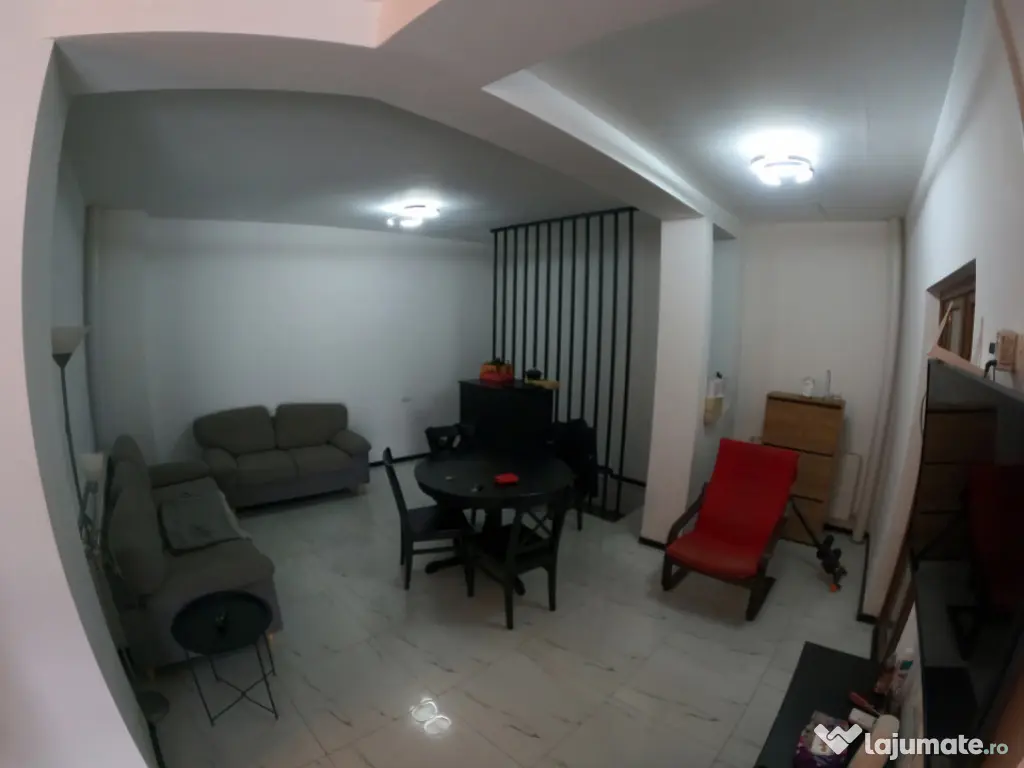 Casă de Vis de Vânzare – Eleganță și Confort zona cen