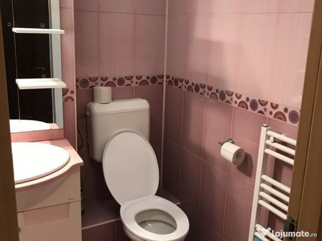 Garsoniera 2 minute de metrou Brancoveanu 