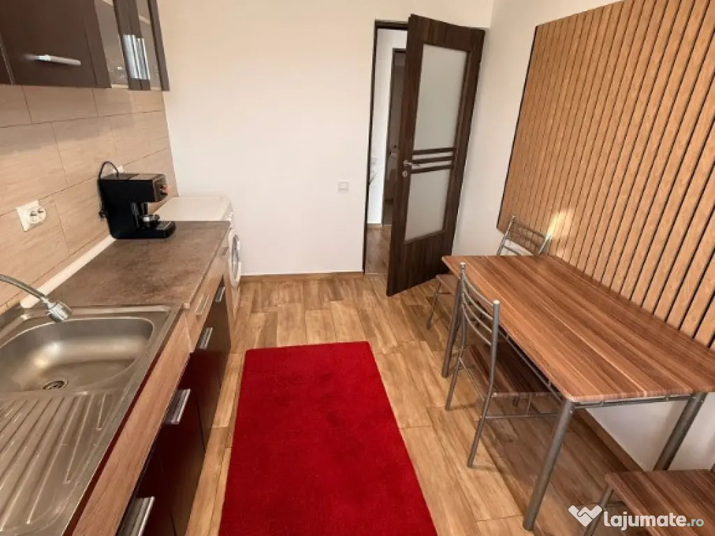 Apartament 1 camera decomandat zona Eroilor