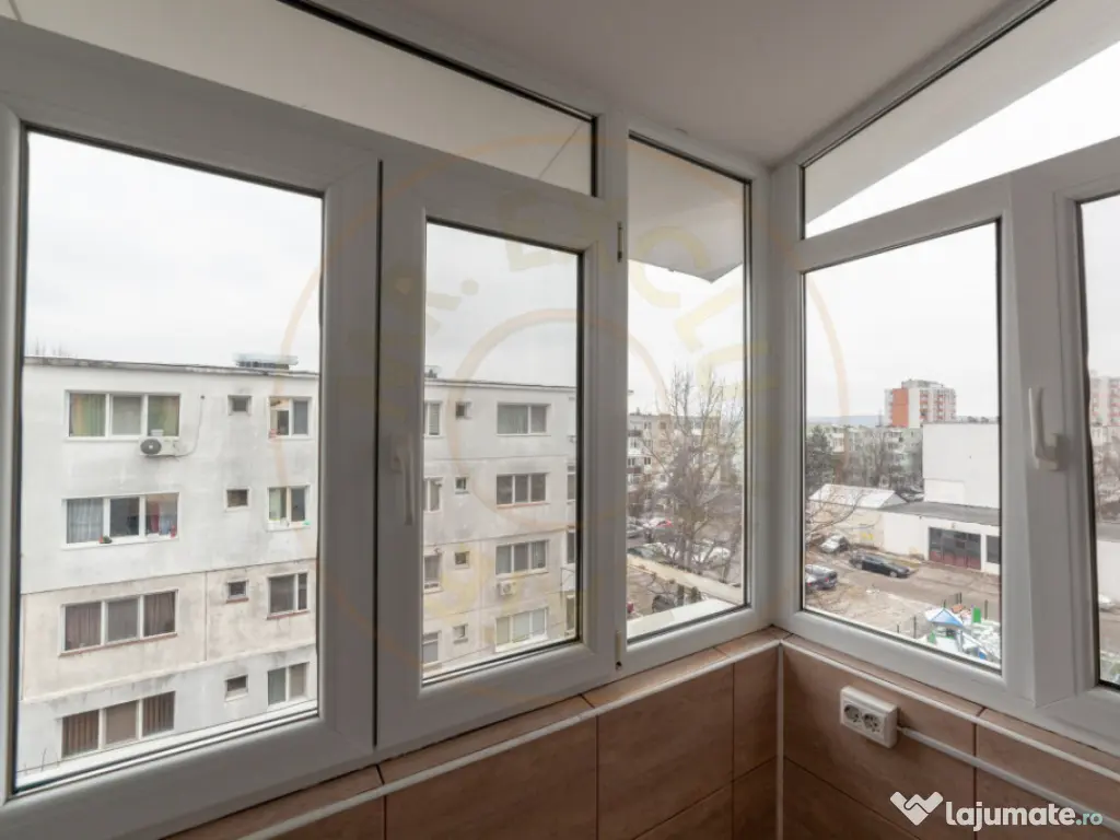 Apartament 3 camere - Gavana, Piata Albina 