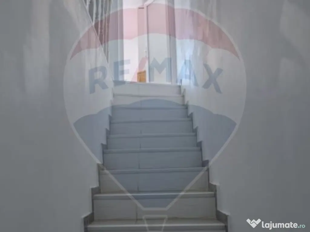 Casă de vânzare cu cabinet stomatologic – Chitila 