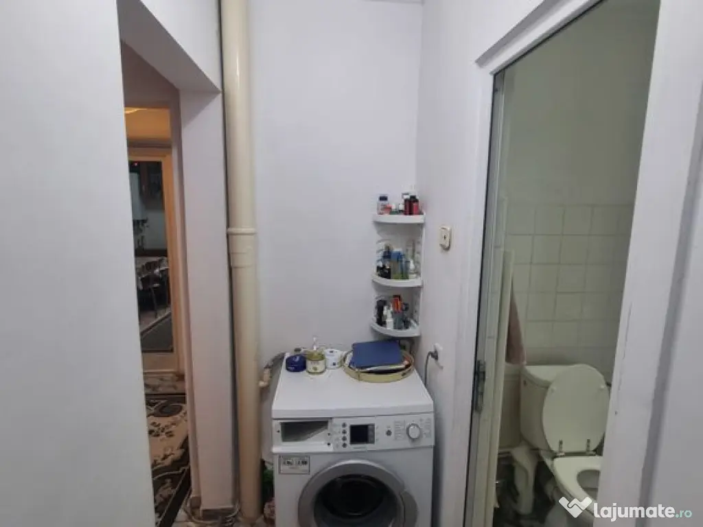 Poarta 6 liceul Blaga- apartament 4 camere decomandat cu ... 