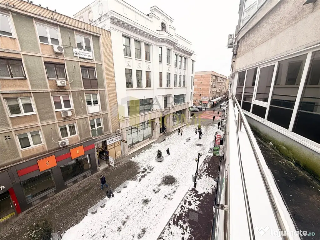 Spatiu comercial , etaj 2 , ultracentral , Ploiesti 