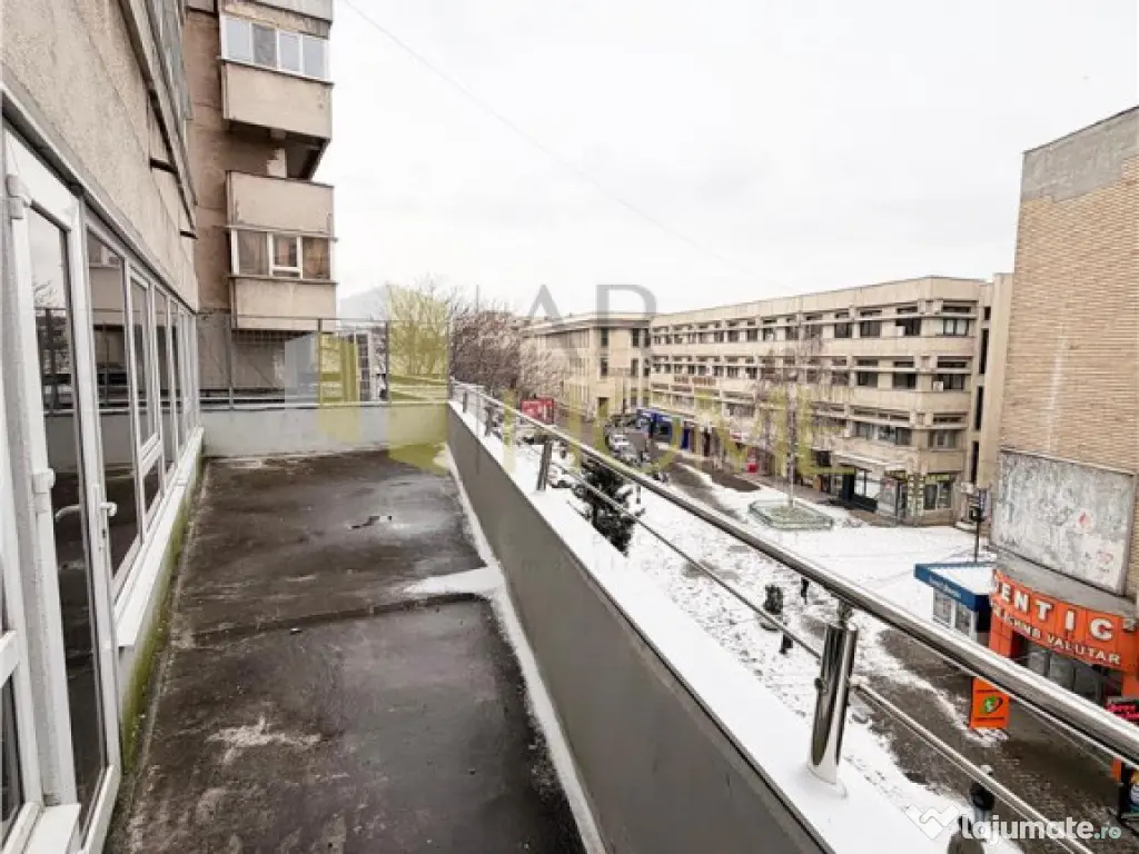 Spatiu comercial , etaj 2 , ultracentral , Ploiesti 