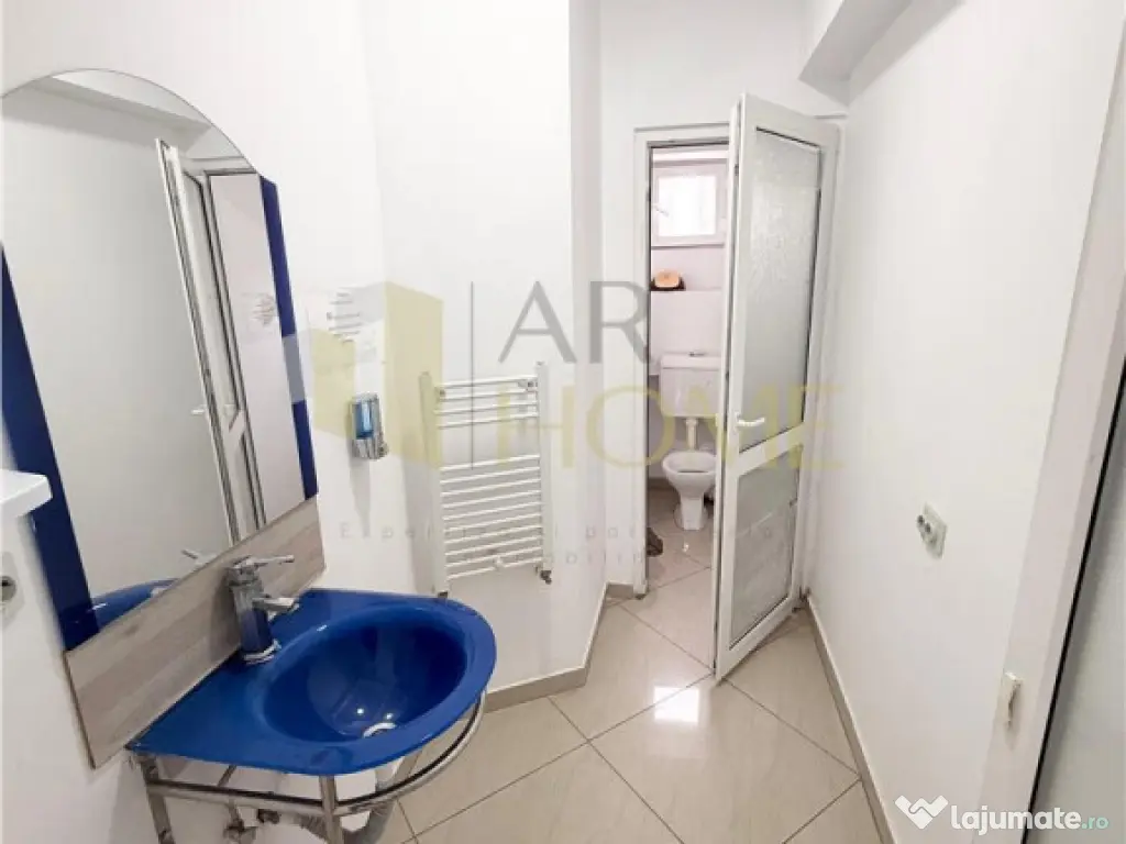 Spatiu comercial , etaj 2 , ultracentral , Ploiesti 