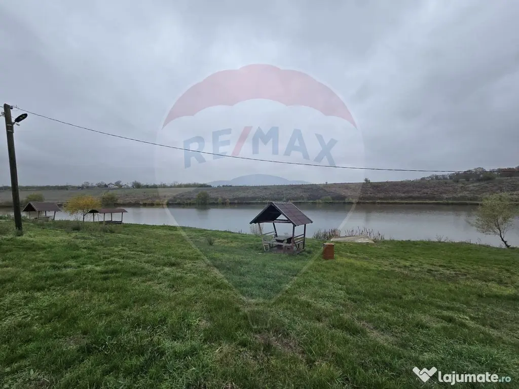 DE VANZARE LAC Pescuit sportiv 6,7ha + TEREN 6,3ha 
