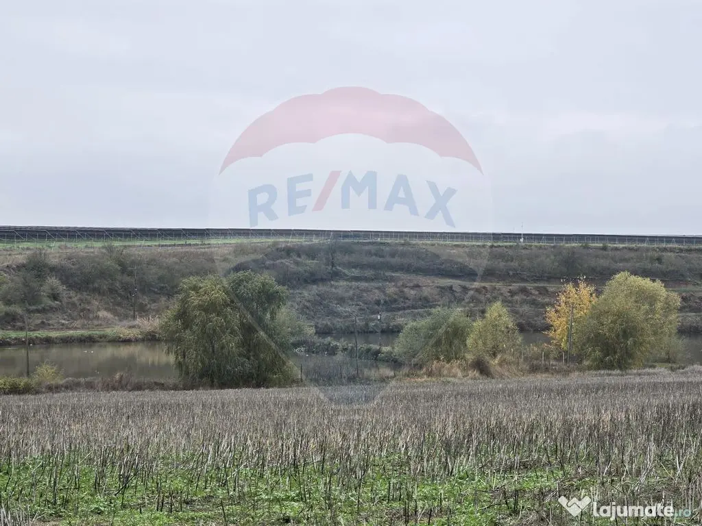 DE VANZARE LAC Pescuit sportiv 6,7ha + TEREN 6,3ha 