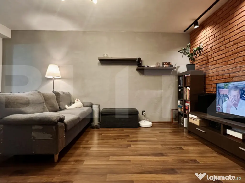 Apartament renovat, etaj 1, 2 camere, Rogerius