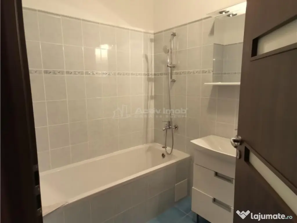 Bucurestii Noi, parter si subsol in vila 136 mp, gradina 400 