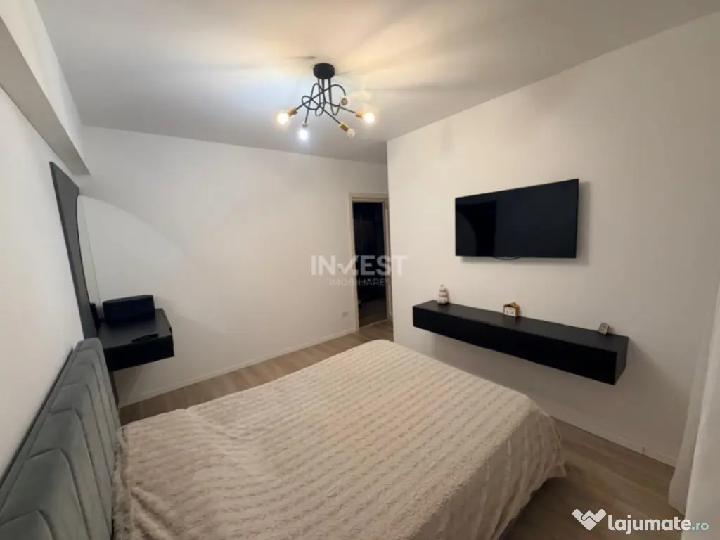 4 CAMERE 101 MP, PE 2 NIVELE MOBILAT-UTILAT POPAS PACURARI