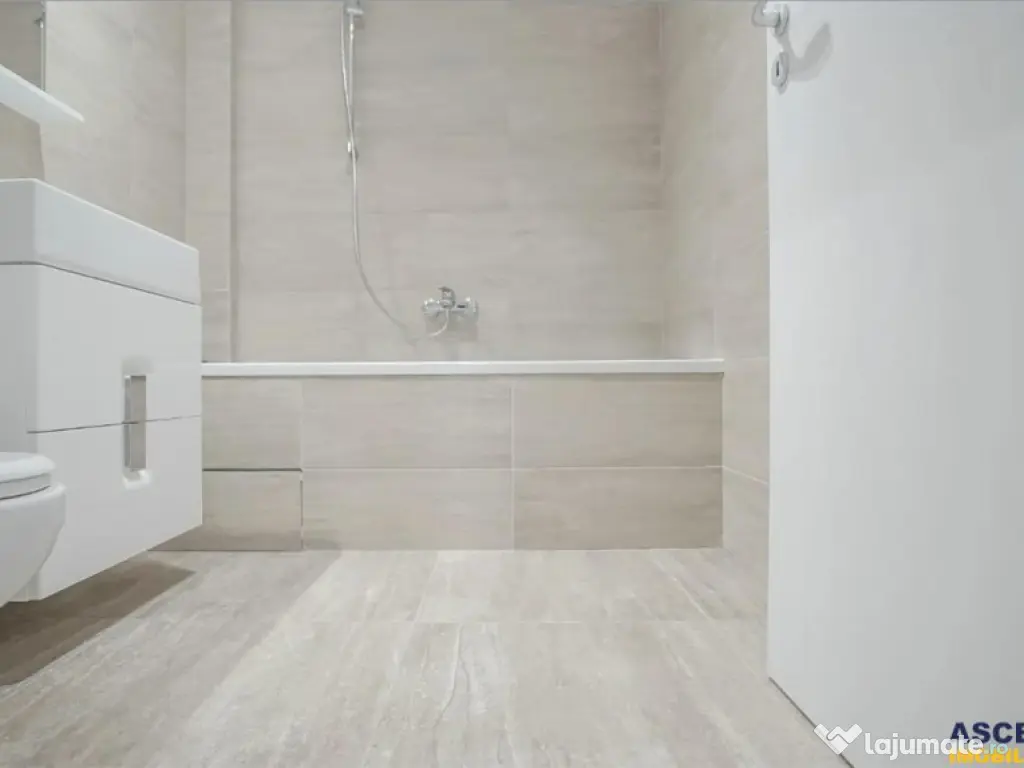 Proprietate rafinata, cu accente moderne, Central, Brasov. 