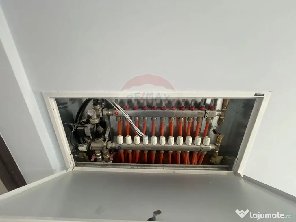 Casă nouă de vânzare 220 mp 13 ari teren SATULUNG 15KM...