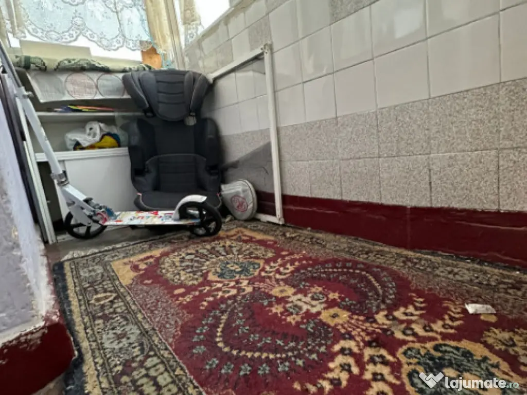 - Apartament 2 camere confort 2, Viziru 1, etaj 3. 