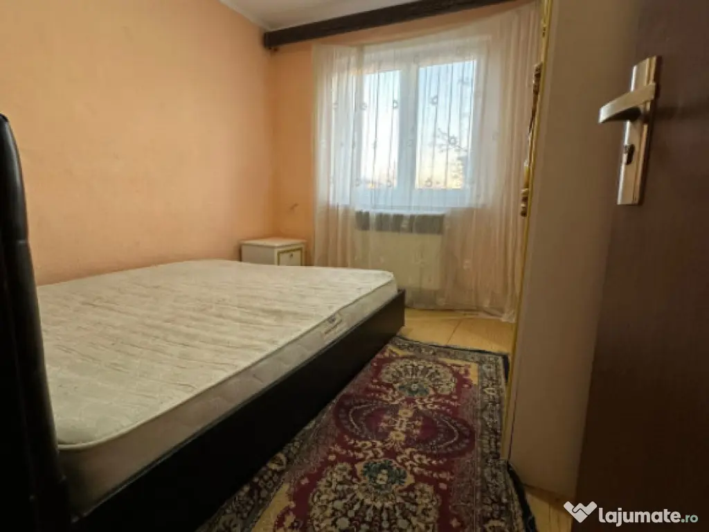 - Apartament 2 camere confort 2, Viziru 1, etaj 3. 