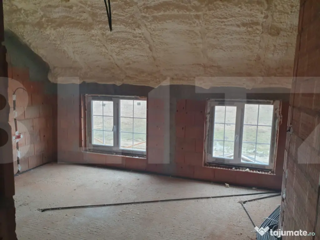 Duplex modern, zona exclusiva de case