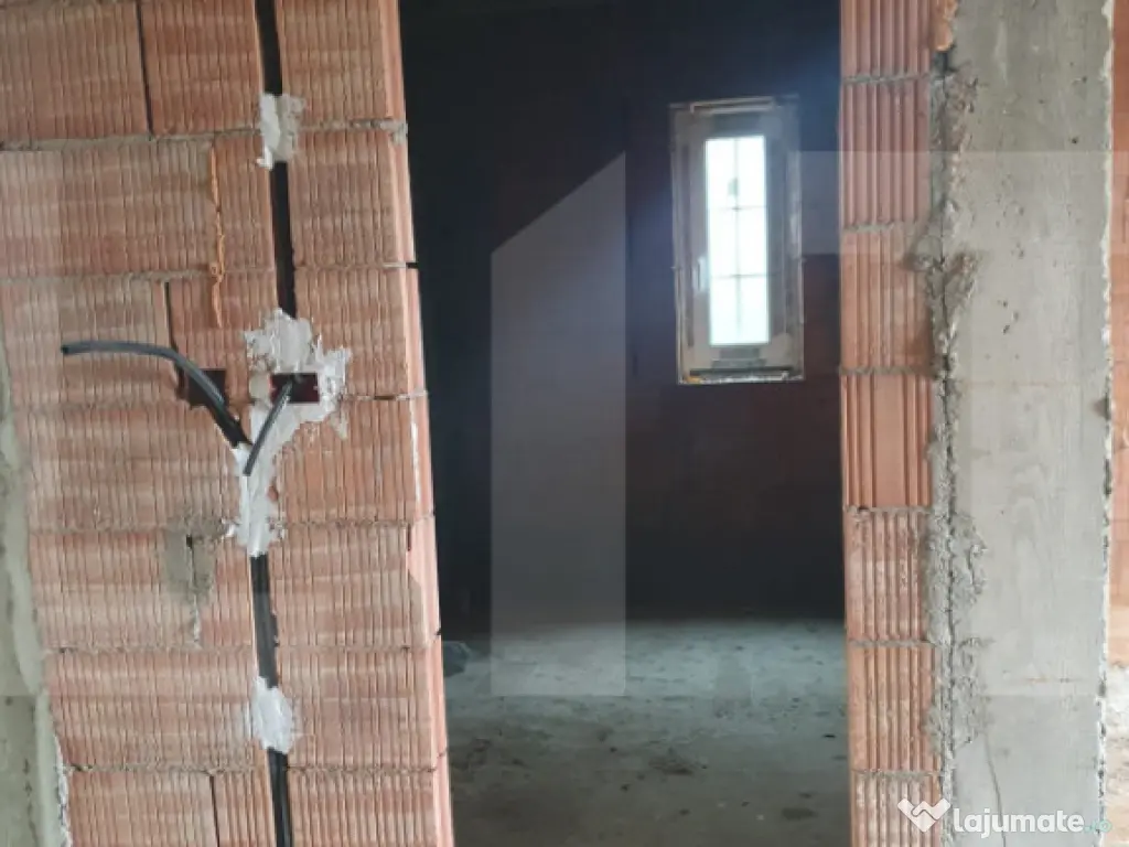 Duplex modern, zona exclusiva de case