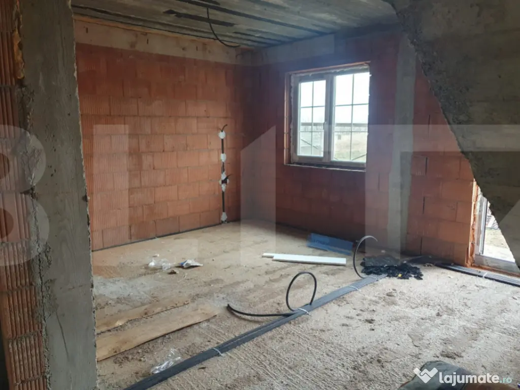 Duplex modern, zona exclusiva de case