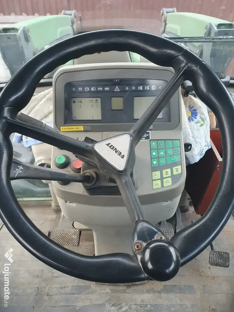 Vand tractor fendt 412 vario tms