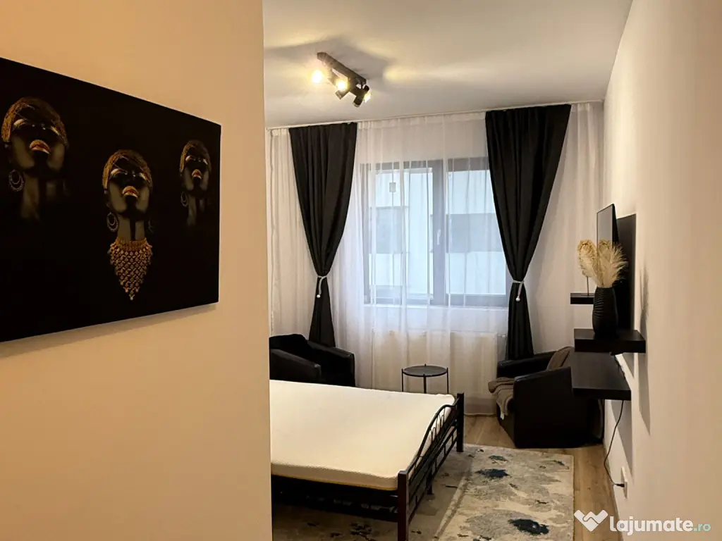 Garsonieră de închiriat 