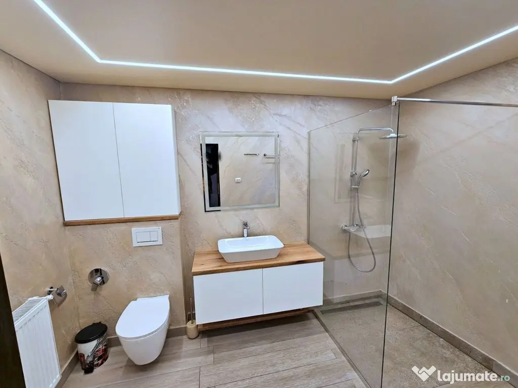 De vanzare - Casa 2 camere, renovata - singur in curte -P...