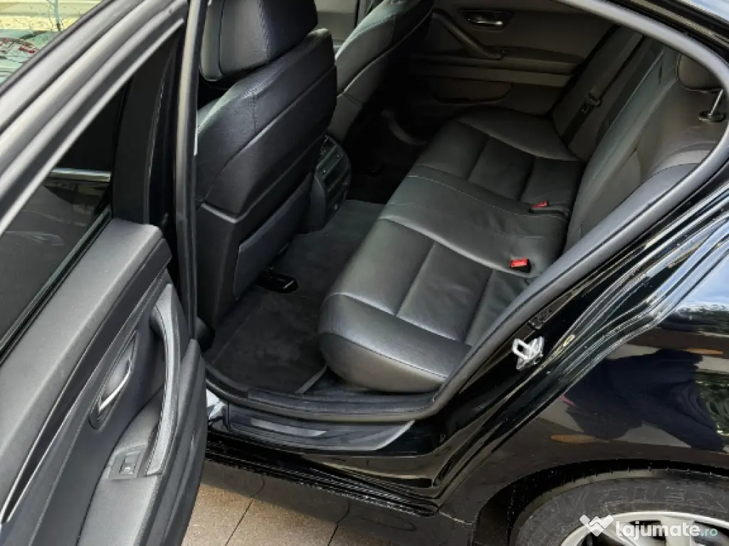 Vând BMW 530 xDrive F10, 2012, Motor 3.0 Diesel, 258CP 