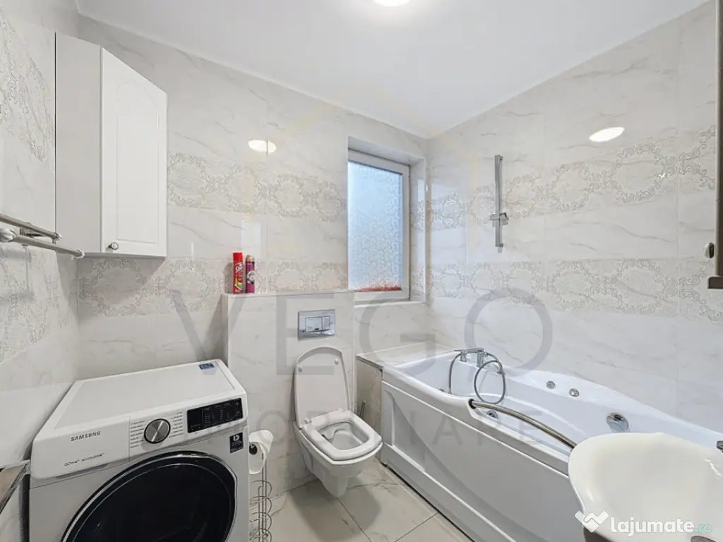 3 camere, 74 mp, terasa 17 mp, optional garaj, A. Muresanu 