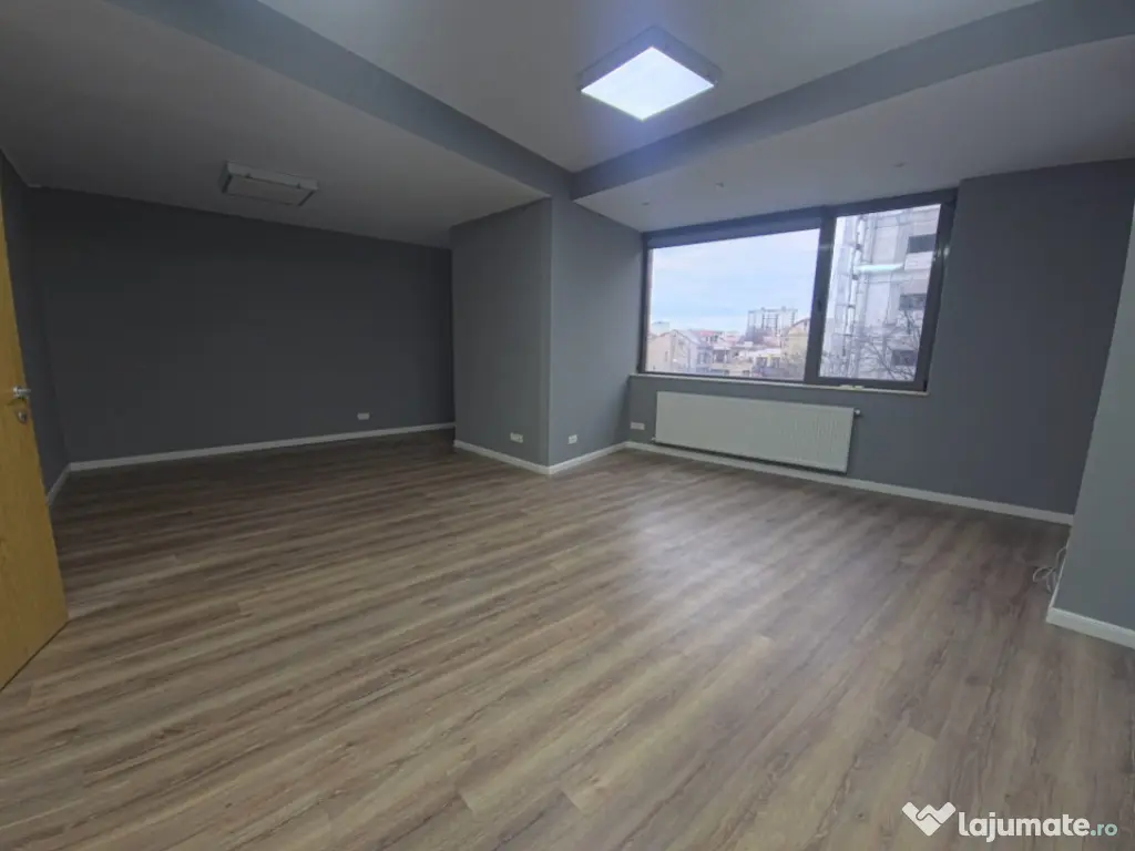 Birou de inchiriat zona Bd. Mamaia/Delfinariu