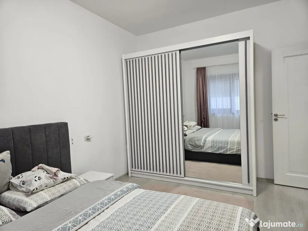 Inchiriez ap 2 camere semidecomandat 46 mp 