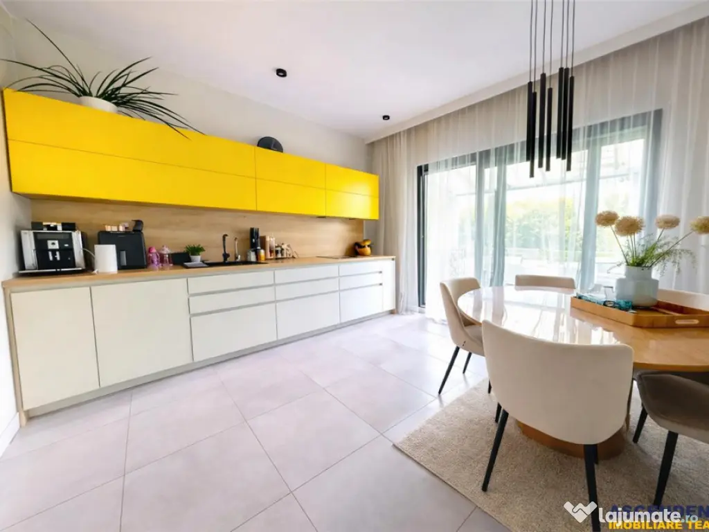 FILM!Vila cu arhitectura selecta, intr- o eleganta oaza de l