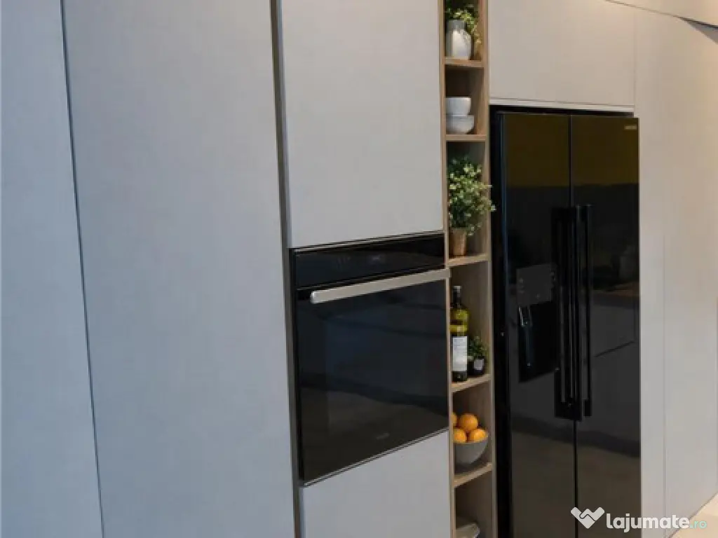 FILM!Vila cu arhitectura selecta, intr- o eleganta oaza de l