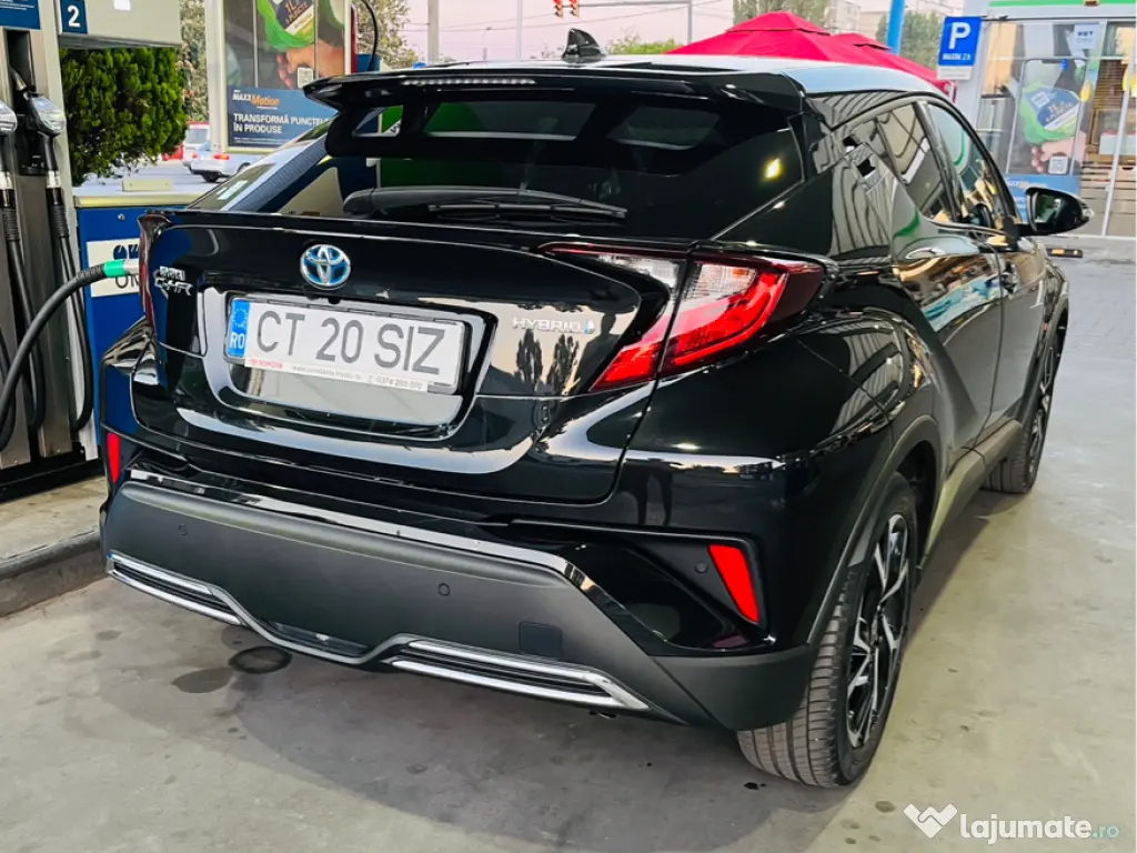 Toyota CHR C-ult style Hybrid 2021 motor 2.0 