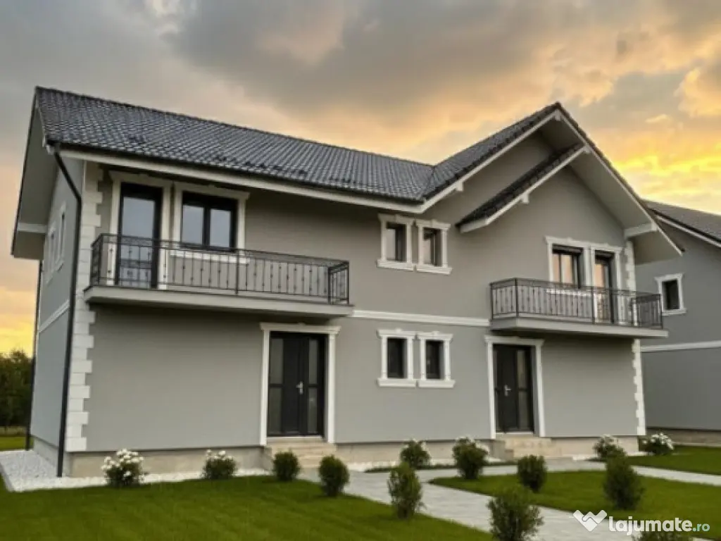 Vând duplex la cheie - suprafață utilă este de 110 m2 ,