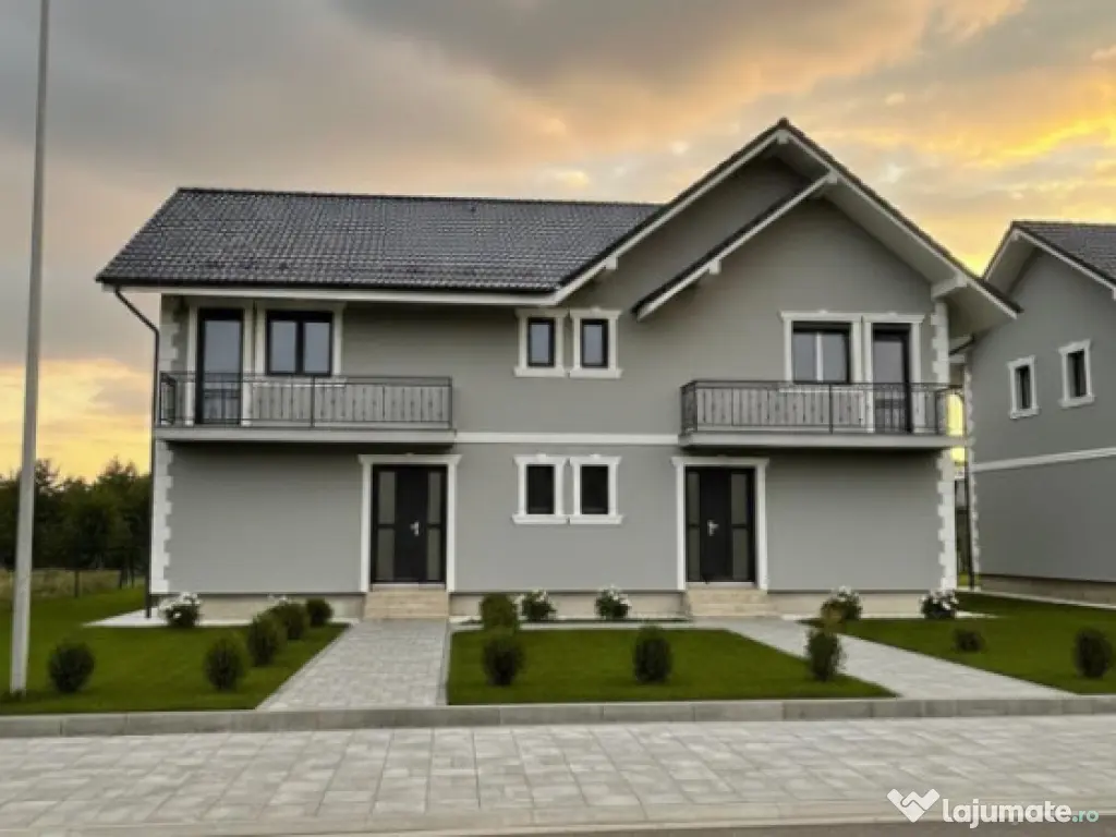 Vând duplex la cheie - suprafață utilă este de 110 m2 ,