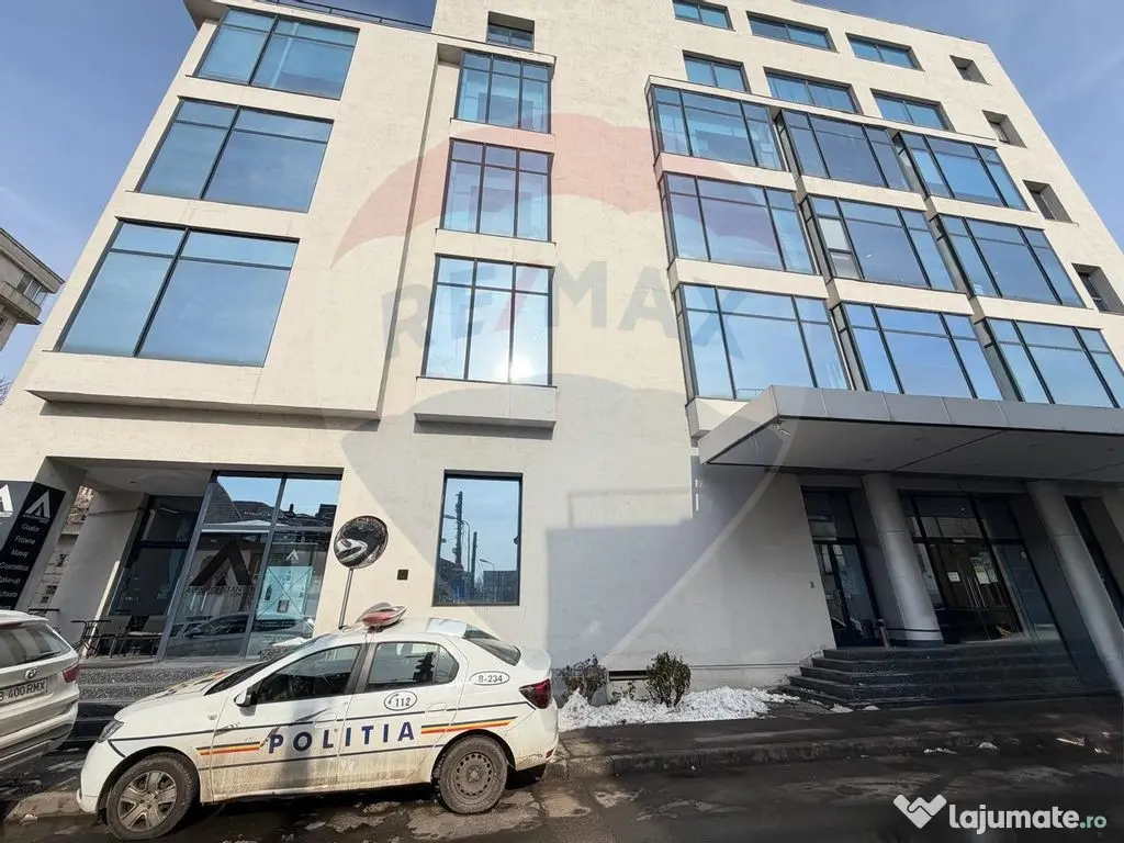 De vânzare în zona Unirii-Spațiu de birouri de 1,650mp 