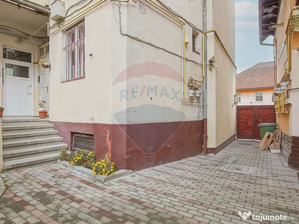 Apartament cu 2 camere de închiriat în zona Brasovul Vechi