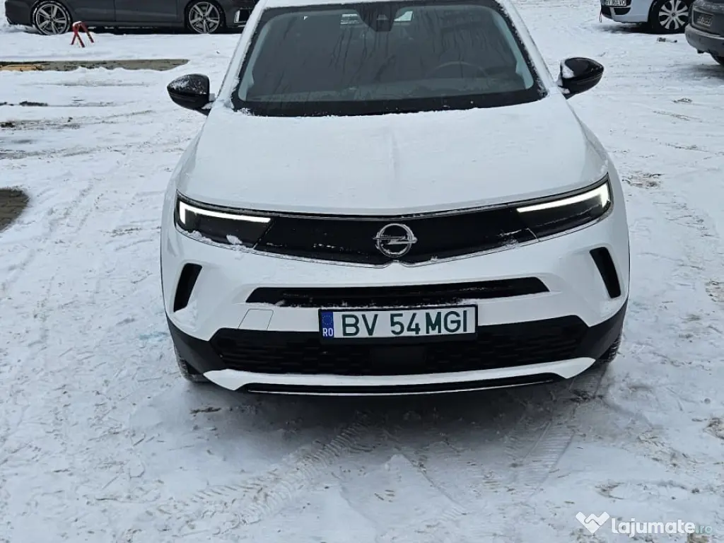 Vând Opel Mokka e
