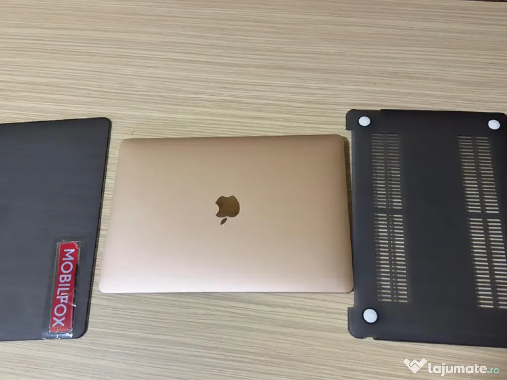 MacBook Air M1 Gold 256GB/8GB RAM 13-INCH La cutie 