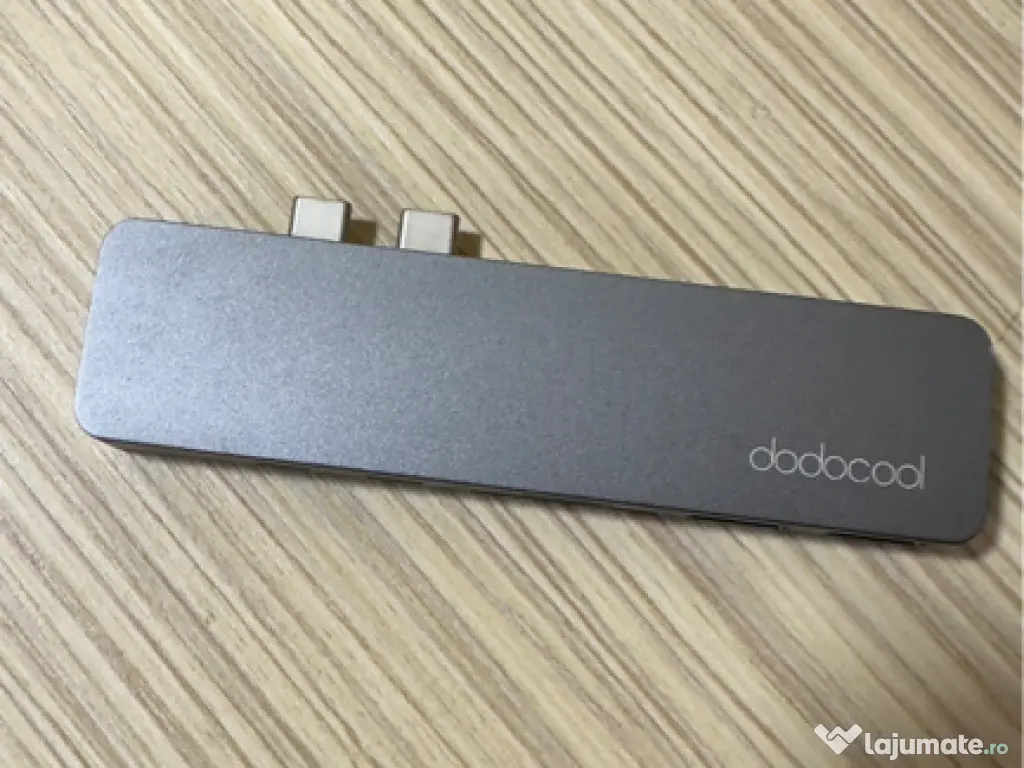 MacBook Air M1 Gold 256GB/8GB RAM 13-INCH La cutie 