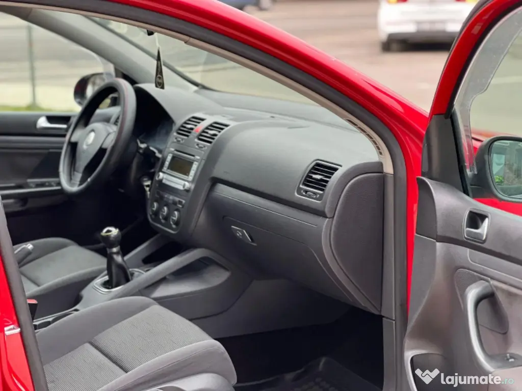 Vw Golf V " An Fabricatie 2007 " Proprietar " Stare Foarte Buna " 1.9 Diesel " 