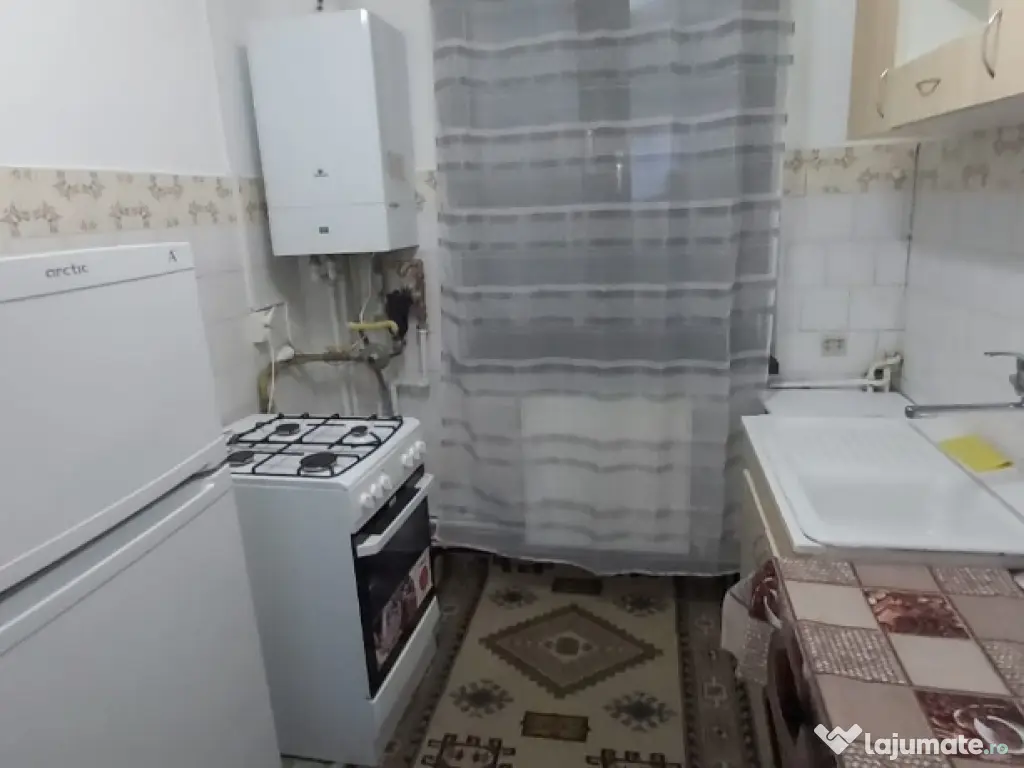 Apartament cu doua camere de închiriat